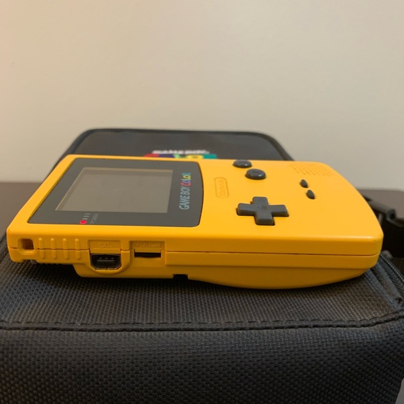 Nintendo gameboy yellow carrying case with Tetris - Picture 4 of 8